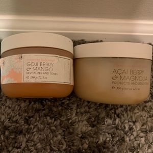 Victoria's Secret illuminating body polish & renewing body scrub